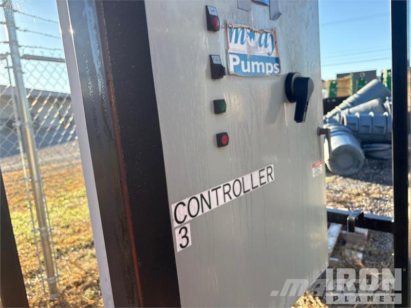 Quantity of (3) Electrical Panels Outros componentes