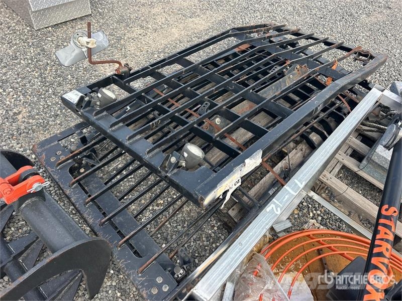 Quantity of (3) Excavator Screens 其他组件