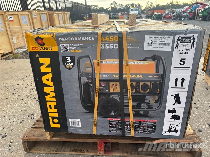  Quantity of (3) Firman P03504 3.55 kW Portable Gen Інші генератори