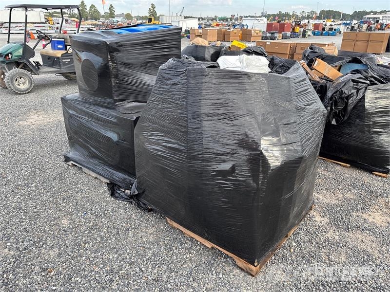 Quantity of (3) Global Industrial Commercial Air S Drugi deli