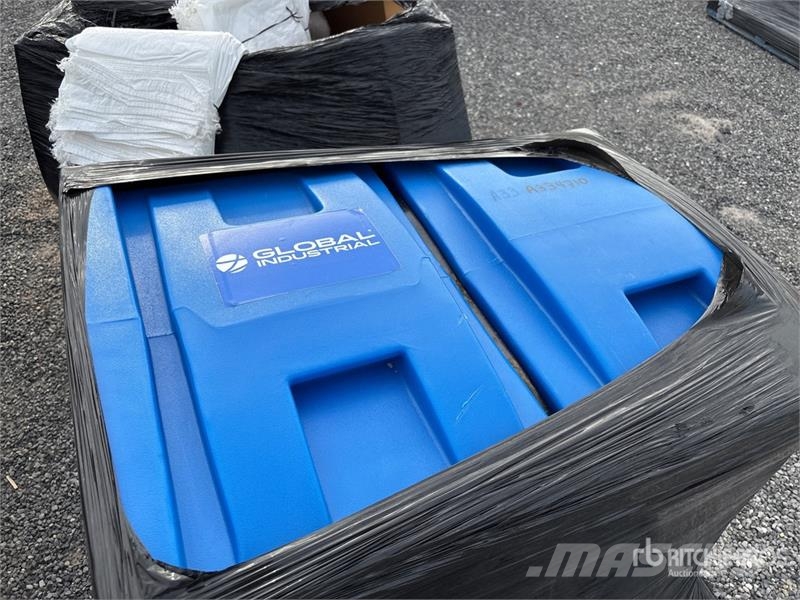 Quantity of (3) Global Industrial Commercial Air S Drugi deli