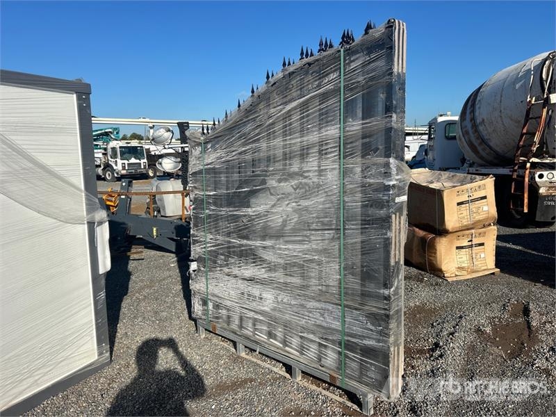 Quantity of (3)  Greatbear 14 ft x 7 ft Wrought Ir ماكينات زراعية - غير ذلك