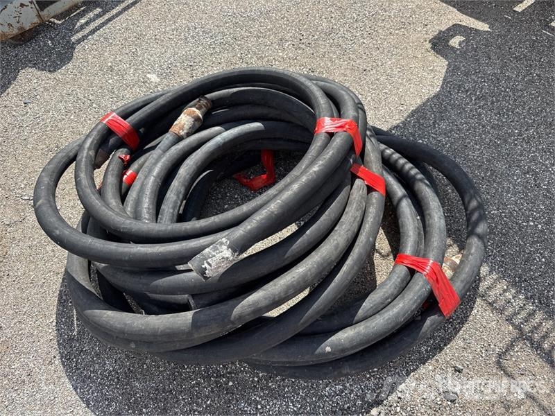  Quantity of (3) Hose Outros componentes