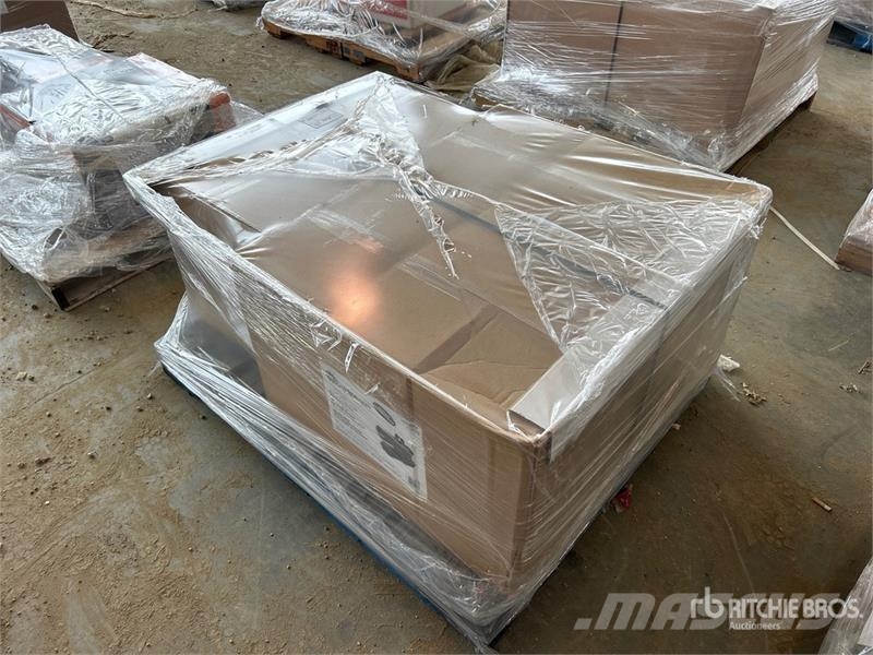 Quantity of (3) Mr. Heater 80000 BTU Space Heater Kühl- und Heizsysteme