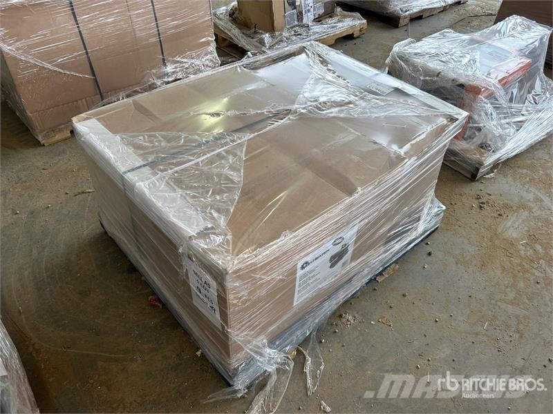 Quantity of (3) Mr. Heater 80000 BTU Space Heater Kühl- und Heizsysteme