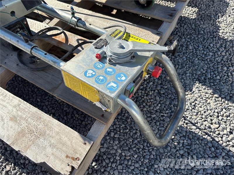 Quantity of (3) National Flooring Equipment Concre Construcción - Otros