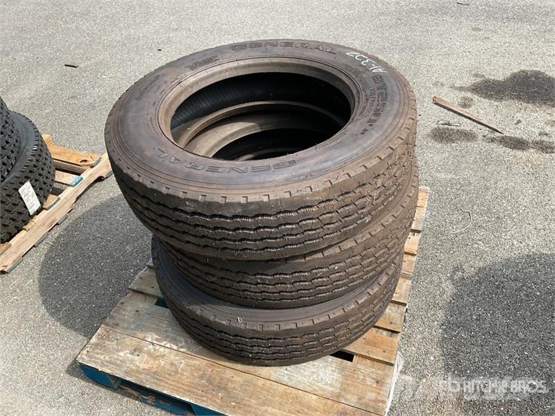 Quantity of (3) New General ST250 255/70R22.5 Tire Transport - Övriga