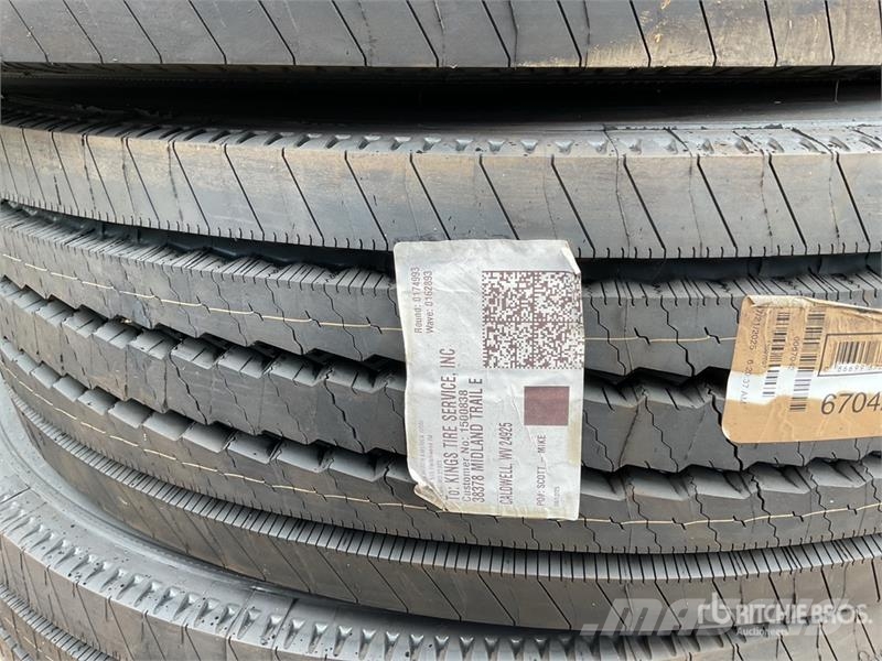 Quantity of (3) New Michelin XZE2 11R22.5 Tires Transport - Övriga