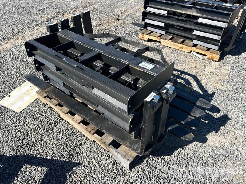  Quantity of (3)  PABREAK SSF120 60 in Skid Steer F Vilice