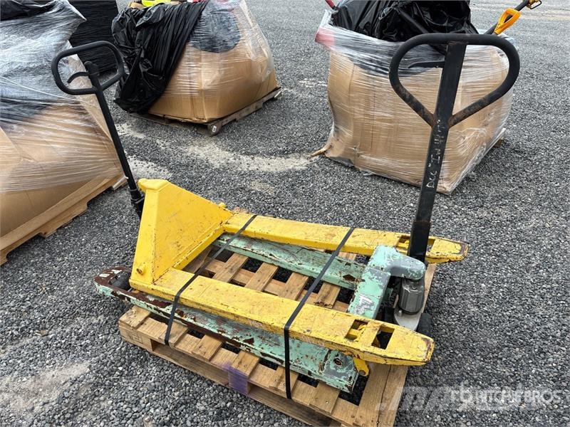 Quantity of (3) Pallets of Contractor Supplies Other components