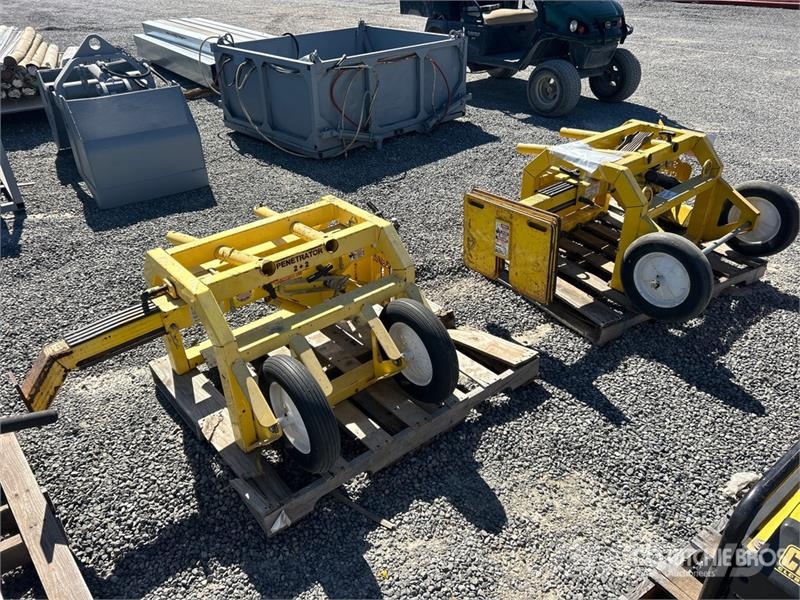 Quantity of (3) Penetrator Mobile Fall Protection Outros componentes