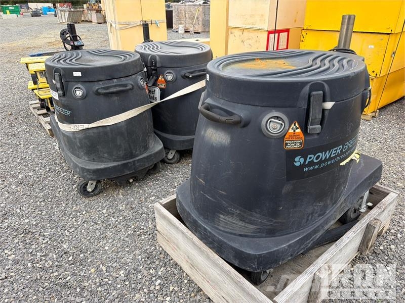  Quantity of (3) Power-Breeze Coolers 농기계 - 기타