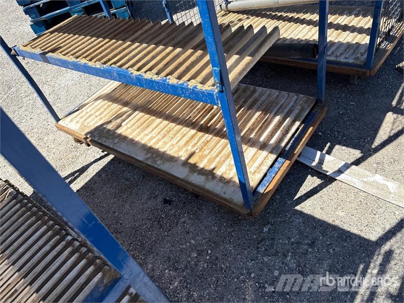 Quantity of (3) Storage Rack Gāzes uzglabāšanas un padeves aprīkojums