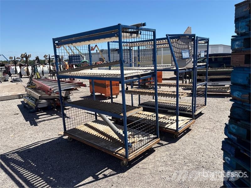 Quantity of (3) Storage Rack Gāzes uzglabāšanas un padeves aprīkojums