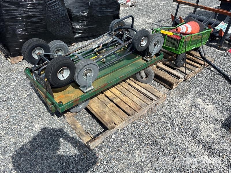 Quantity of (3) Utility Carts Outros componentes