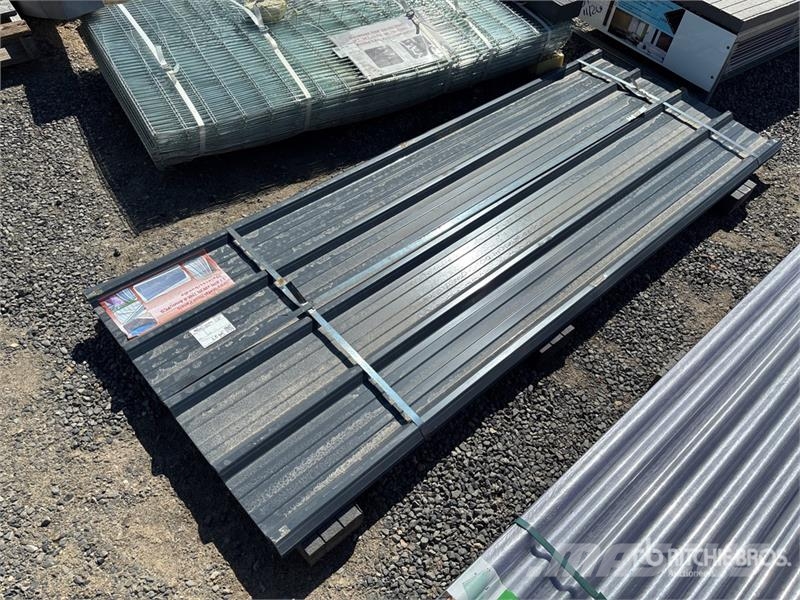 Quantity of (30) 7.87 ft x 3 ft Grey Metal Roofing Vintsid, telfrid ja materjaliliftid