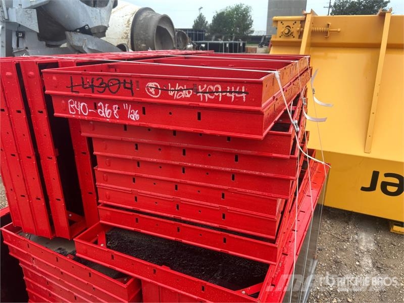 Quantity of (30) KJ K0204 Steel Frame Concrete Fo Akcesoria