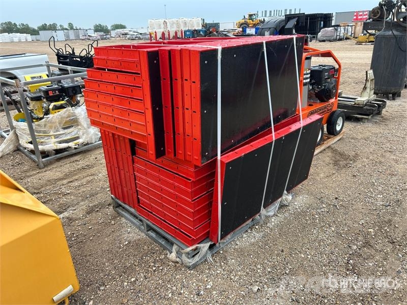 Quantity of (30) KJ K0204 Steel Frame Concrete Fo Akcesoria