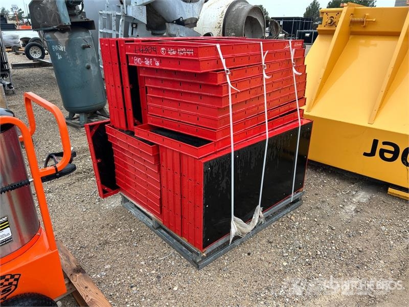 Quantity of (30) KJ K0204 Steel Frame Concrete Fo Akcesoria