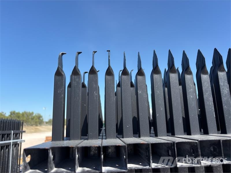  Quantity of (30)  KJ K0710-30 10 ft x 7 ft Powder  Zäune und Zubehör