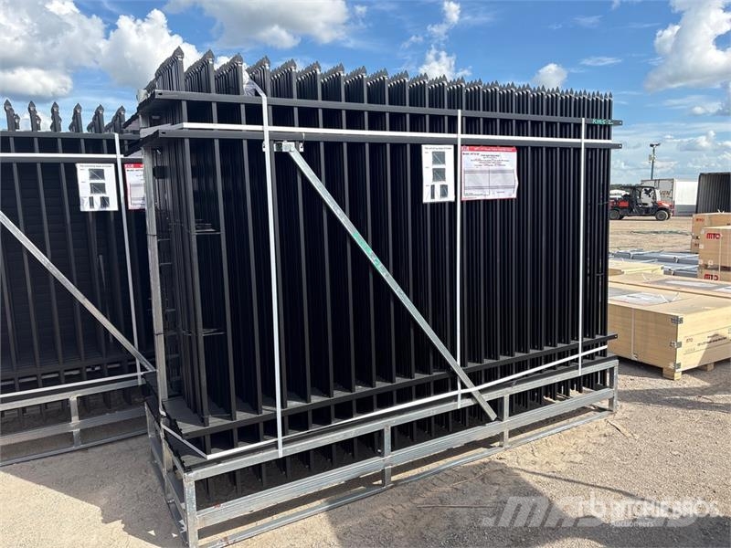  Quantity of (30)  MTO A0710-30 10 ft x 7 ft Powder Εξοπλισμός περίφραξης