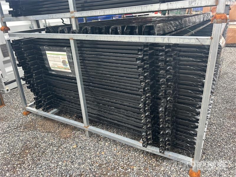  Quantity of (30)  STARVOX SV0810-30 10 ft x 7 ft P Attrezzature per recinzioni