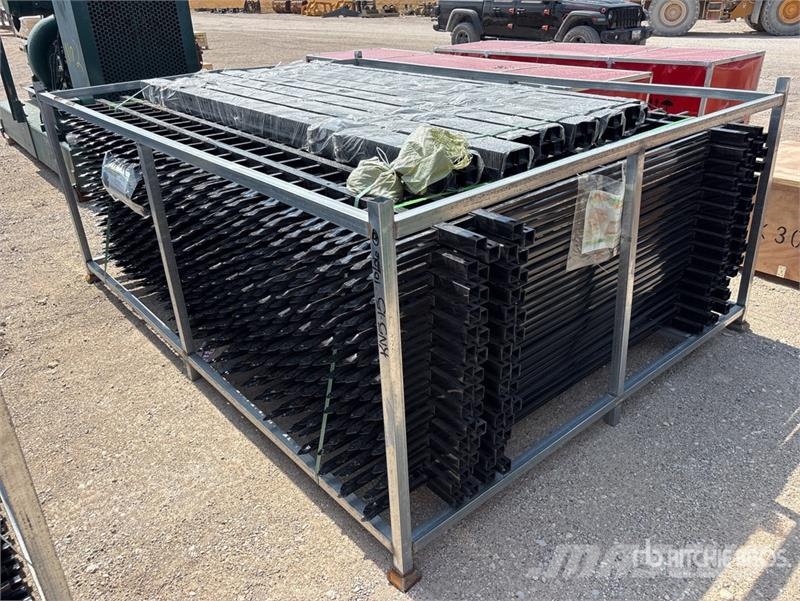 Quantity of (30) STARVOX SV0810-30 10 ft x 7 ft P Equipos de vallado