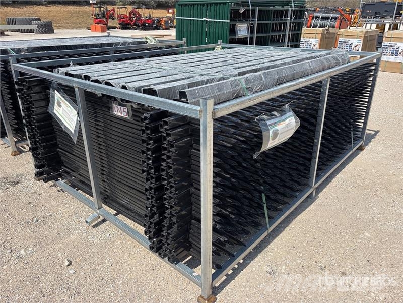  Quantity of (30)  STARVOX SV0810-30 10 ft x 7 ft P Equipos de vallado