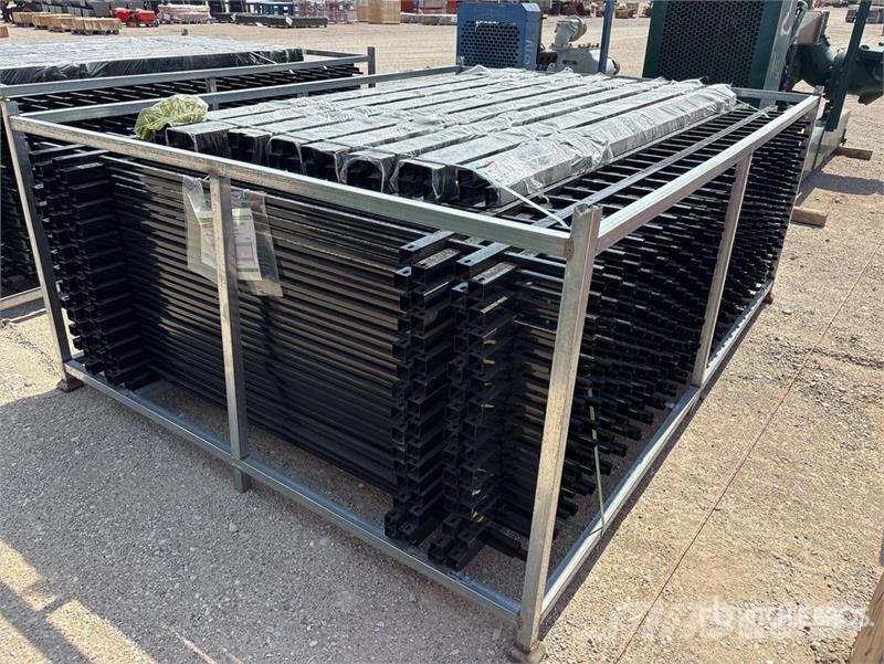Quantity of (30) STARVOX SV0810-30 10 ft x 7 ft P Equipos de vallado