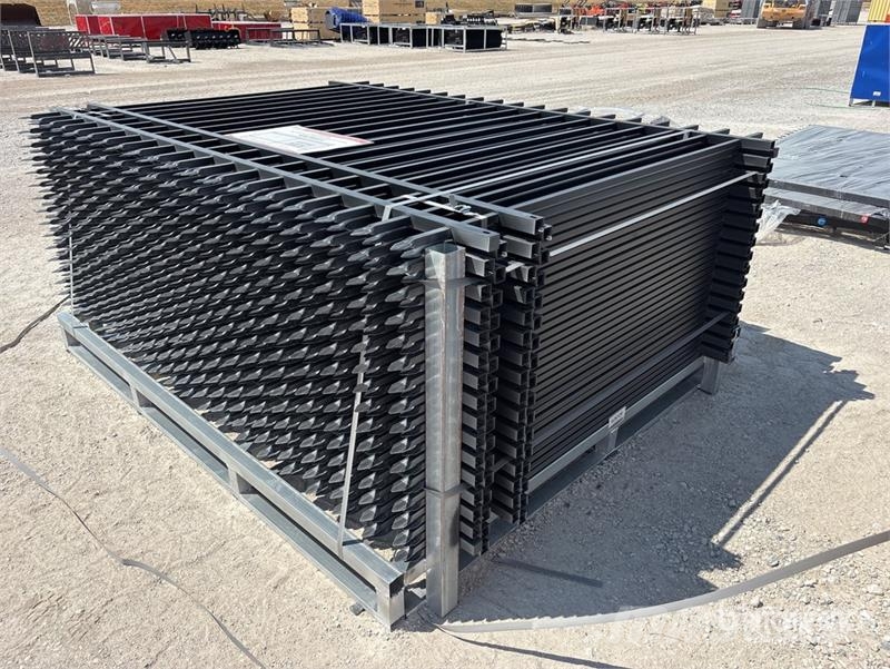 Quantity of (32) SUNTOP S0608-32 8 ft x 6 ft Powd Zäune und Zubehör