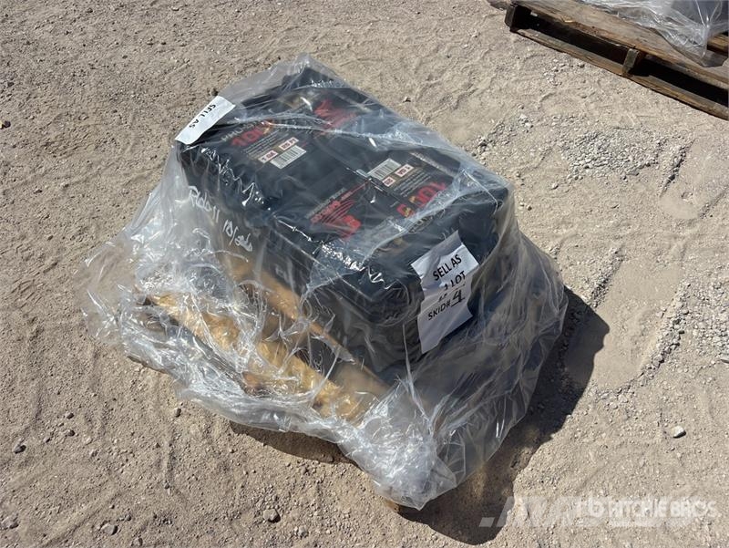  Quantity of (4) 1 Gauge, 25 ft Heavy Duty Booster  مكونات أخرى