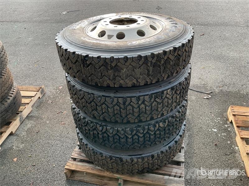 Quantity of (4) 11R22.5 Tires w/ Wheels Transport - Inne