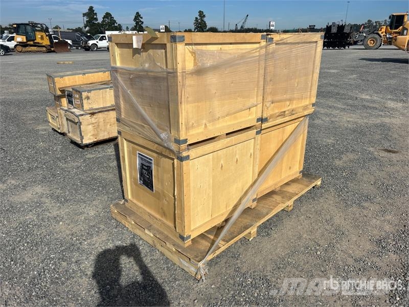 Quantity of (4) 30 in Mini Skid Steer Grapple Buck Grabeži