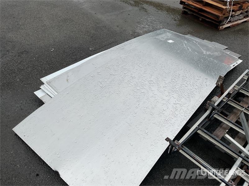 Quantity of 4 ft x 8 ft Aluminum Panels Andet tilbehør