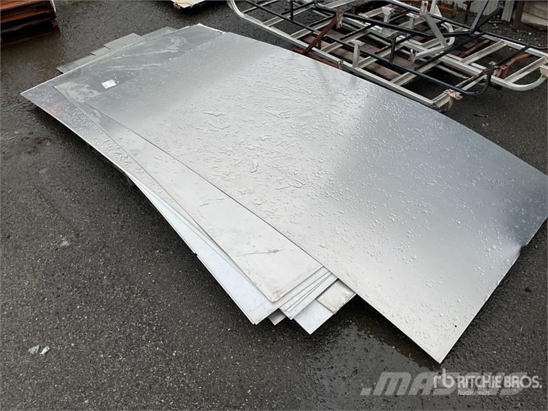 Quantity of 4 ft x 8 ft Aluminum Panels Andet tilbehør