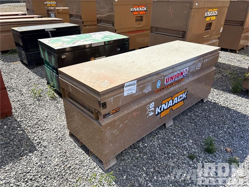  Quantity of (4) Gang Boxes 2472 Drugi deli