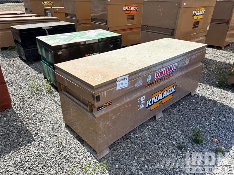  Quantity of (4) Gang Boxes 2472 Drugi deli
