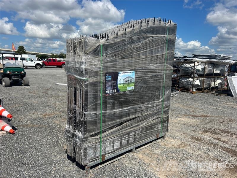 Quantity of (4) Greatbear 14 ft x 7 ft Wrought Ir Muud põllumajandusmasinad