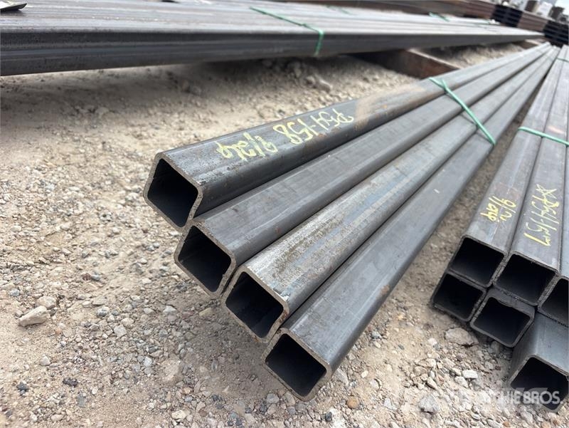 Quantity of (4) Kit Containers 2 in x 2 in x 23 ft Other components