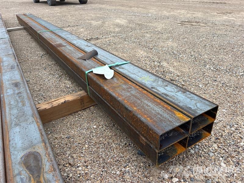 Quantity of (4) Kit Containers 3 in x 6 in x 16 f Vinssit, nostolaitteet ja materiaalinostimet