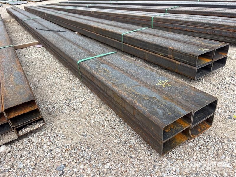  Quantity of (4)  Kit Containers 3 in x 6 in x 24 f Treuils, palans et monte-charge