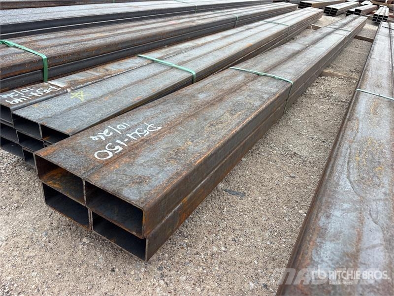 Quantity of (4) Kit Containers 3 in x 6 in x 23 f Treuils, palans et monte-charge