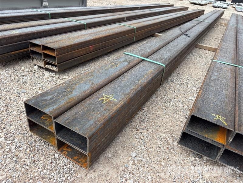  Quantity of (4)  Kit Containers 3 in x 6 in x 24 f Treuils, palans et monte-charge