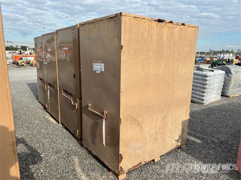 Quantity of (4) Knaack Job Site Box Drugi deli