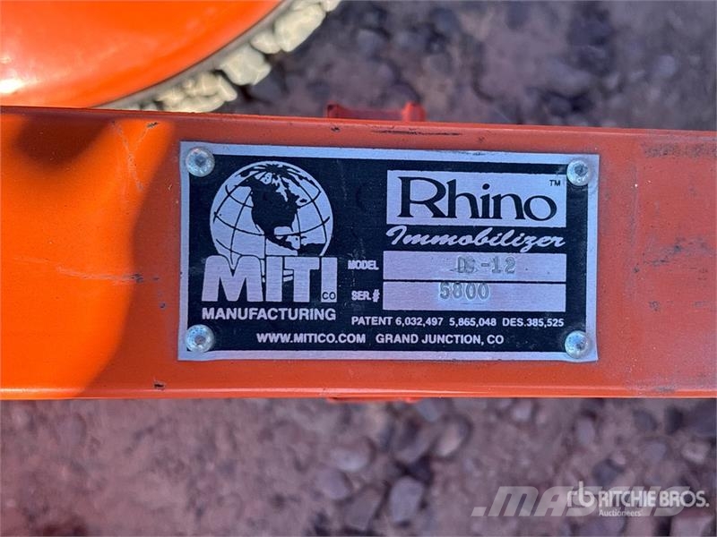  Quantity of (4)  Mitico DS-12 Wheel Hub Lock Andet tilbehør