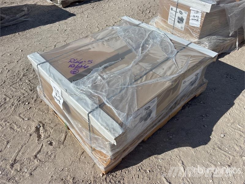  Quantity of (4) Mr. Heater 60,000 BTU Forced Air S Fűtő és Hűtő felszerelések