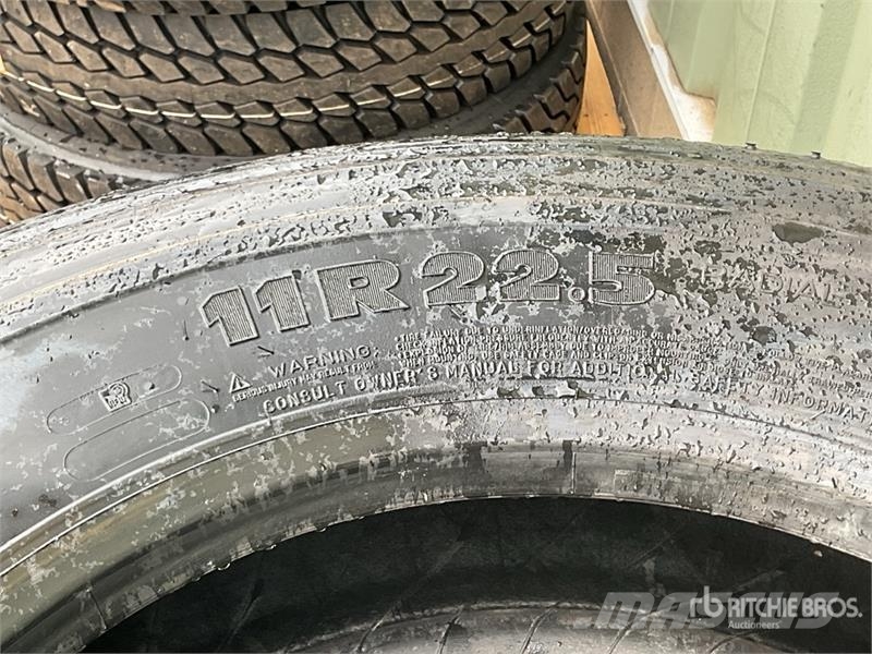 Quantity of (4) New Recapped 11R22.5 Tires Transport - Övriga