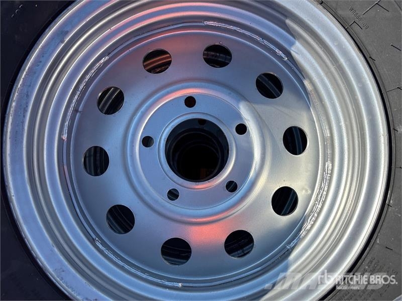  Quantity of (4) ST205RADTQMS155MT 205x75R15 Tires Gumiabroncsok, kerekek és felnik