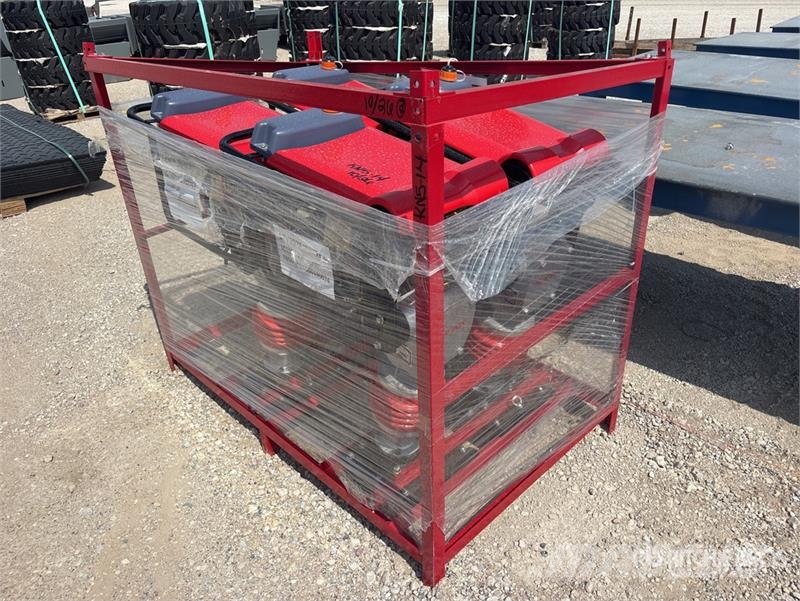  Quantity of (4)  STARVOX HCR-110 Jumping Jack Tamp Трамбувальники