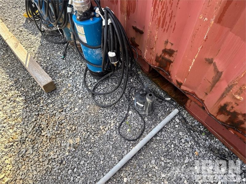 Quantity of (4) Tsurumi Electric Submersible Water Outros componentes